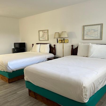 Voyager Inn 세인트이그나스 외부 사진
